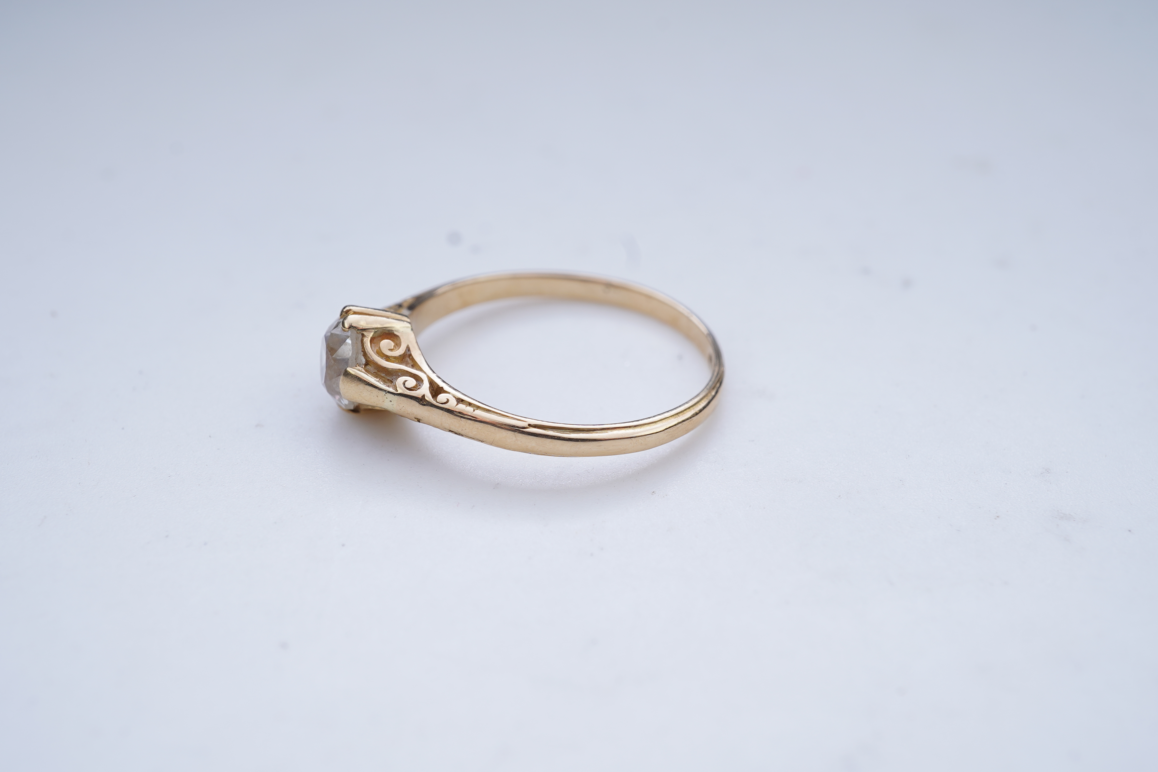 A gold and diamond ring, early 20th century